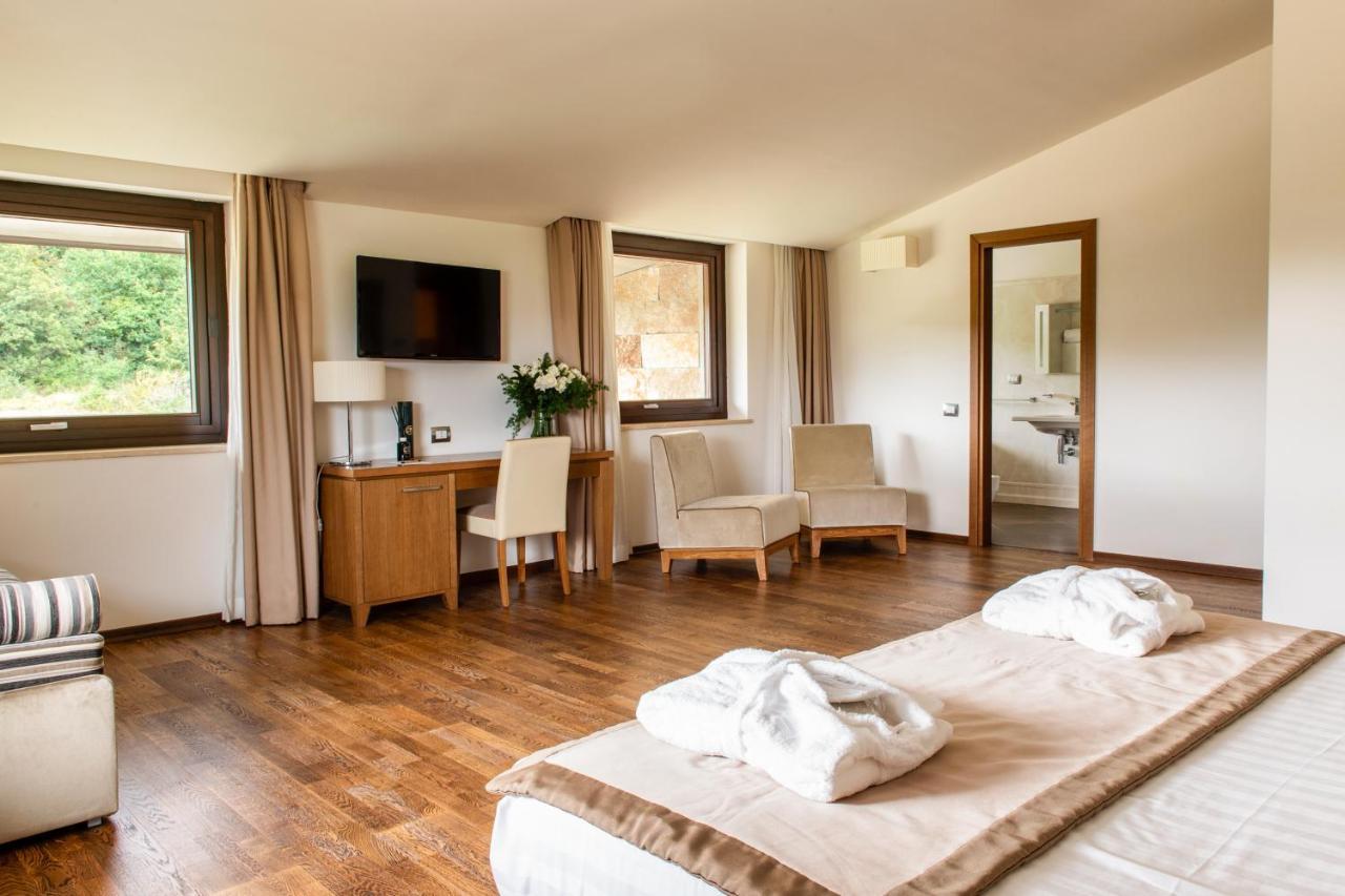 Aqua Montis Resort & Spa Ривизондоли Екстериор снимка